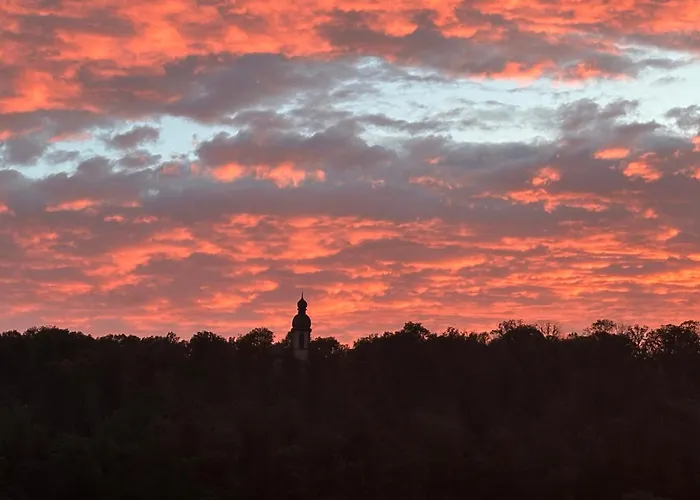Blick Zur Bergkirche