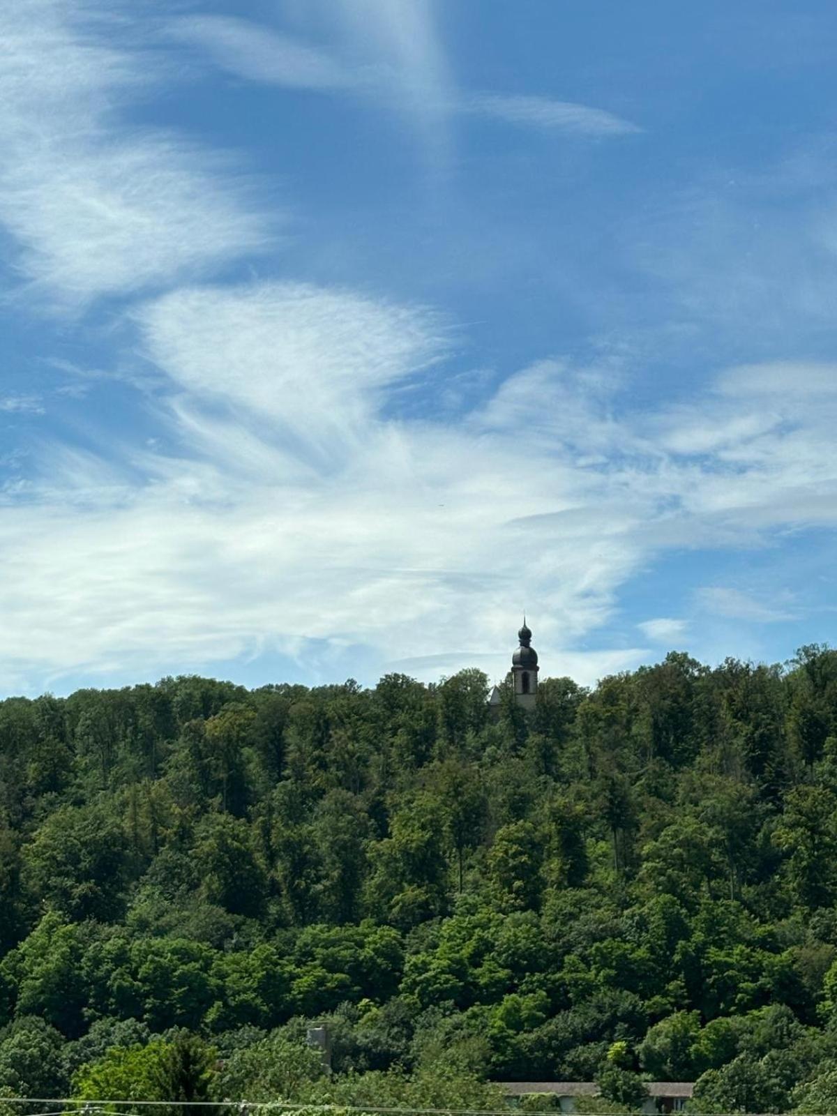 Blick Zur Bergkirche *